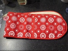 Double Oven Glove in Christmas  by Crisp & Dene ( AGA ) gauntlet full mitt dog