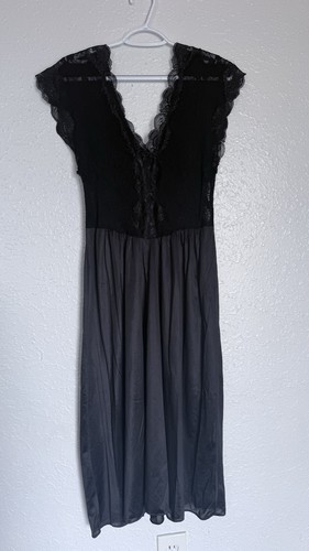 Vintage 80s black - black, nightgown