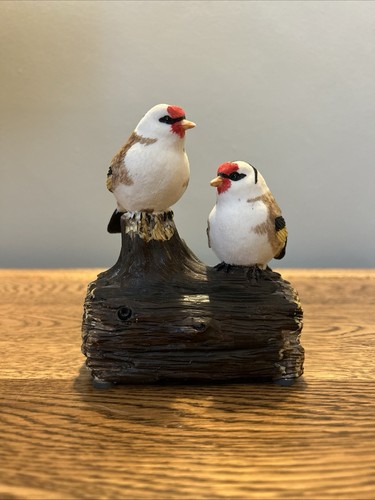 Singing audio goldfinch bird - singing,