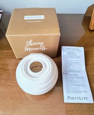 Partylite Illuminescents Clean Lines Warmer - Ex Display