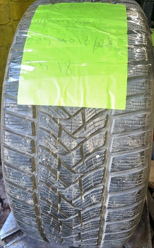 225 92v dunlop winter - 225/40/18,