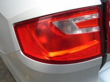 14 SEAT TOLEDO MK4 TDI 5DR NEARSIDE REAR OUTER TAIL LIGHT 12-19 BREAKING CAR