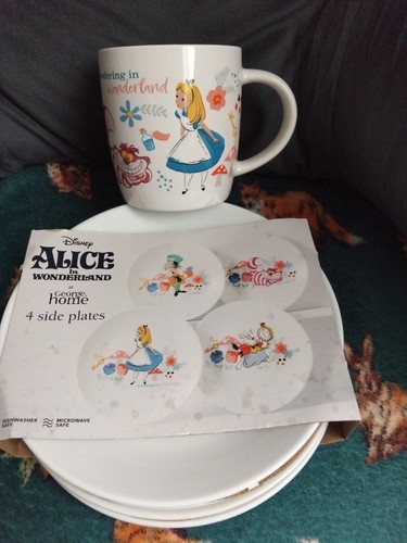 Alice wonderland mug and 4 - in,