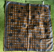 Vera Neumann square polyester