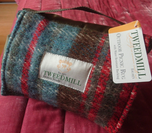 New with tags tweedmill - new,