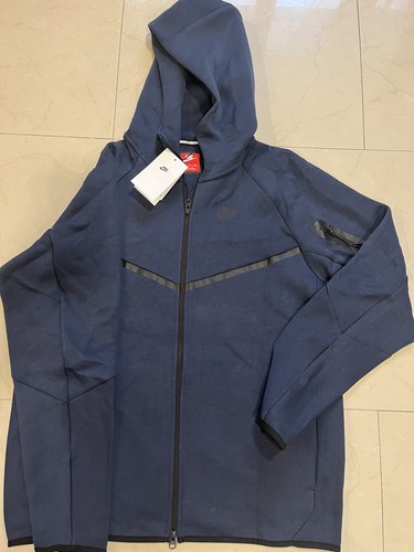 Nwt sportswear tech fleece - nwt,