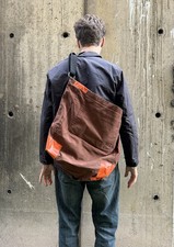 Comme Des Garçons Messenger