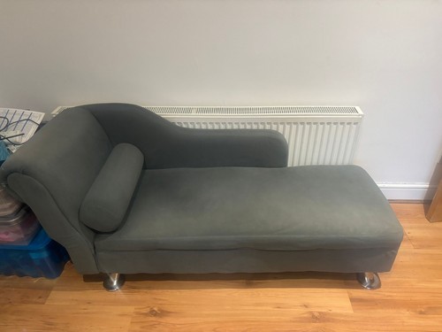 Small chaise lounge grey used - lounge,