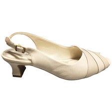 Easy Street Slingback Sandals