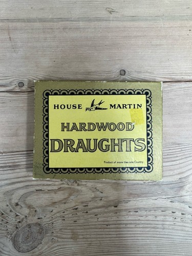 Boxed set hardwood draughts - boxed,