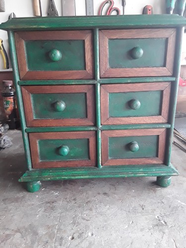 Trincket spice cabinet with - /,