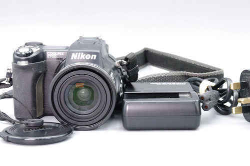 Nikon coolpix 5700 - nikon,