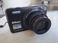 Nikon Coolpix S7000 16MP