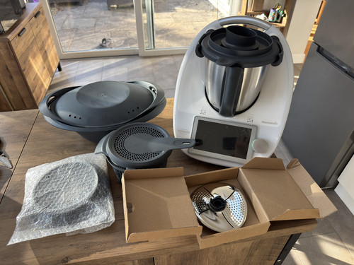 Thermomix tm6 food processor - food,