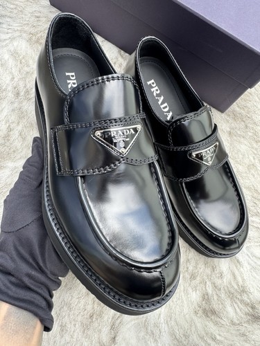 Prada chocolate platform black - prada,