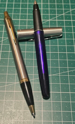 Parker roller ball pens - 2, x