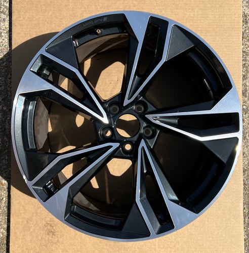 Genuine audi 8w - s5,