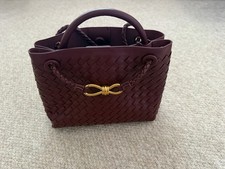 Olivia’s Sales Small Aurora