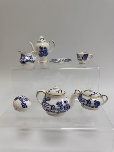 Coalport miniature blue willow - coalport,