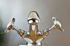 VINTAGE WELSH BATH HOT & COLD