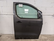 VAUXHALL VIVARO C O/S DRIVER SIDE RIGHT FRONT DOOR GREY 184