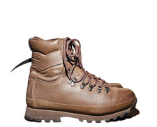 Altberg Defender lightweight