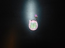 BANDAI Tamagotchi Connection V3  2004 - Pink Hearts *Some missing pixles*
