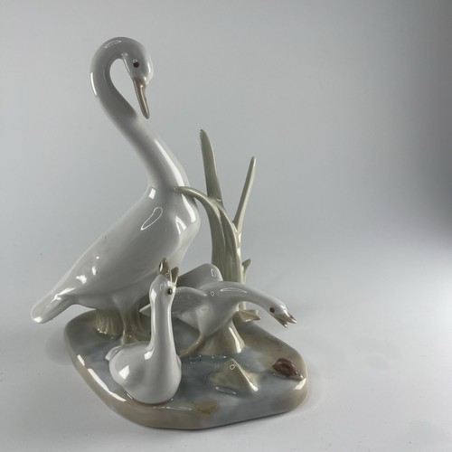 Casades porcelain figurine - casades,
