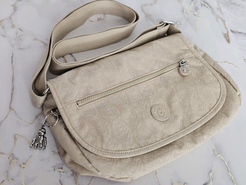 Kipling beige medium - kipling,