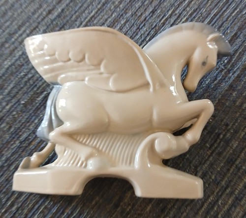 Wade pottery antique