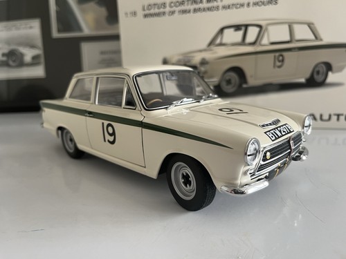 Autoart lotus cortina - lotus,