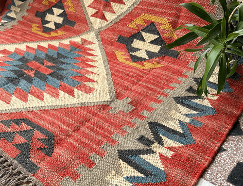 Red peruvian kilim - red,