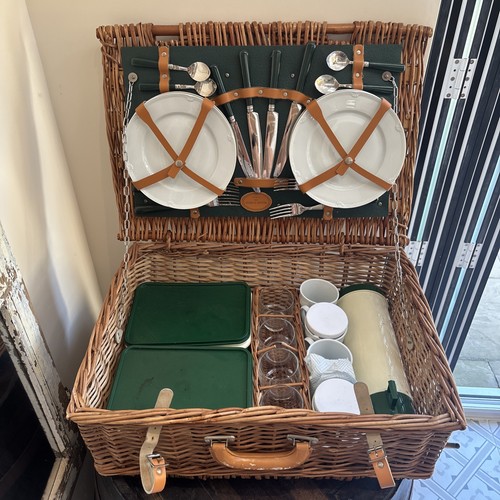 Marks spencer picnic basket - spencer,