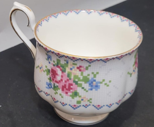 Royal albert petit point small - royal,