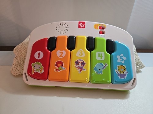 Fisher price deluxe kick - deluxe,