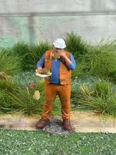OO GAUGE Railway Track worker
