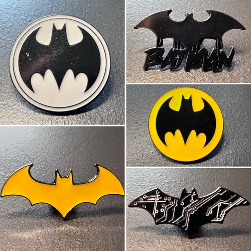 Batman enamel pin - x,