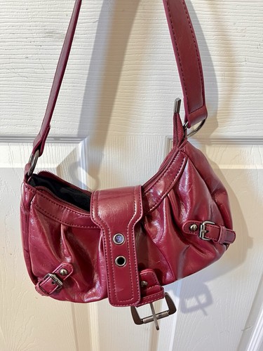 Burgundy solid shoulder bag - burgundy,