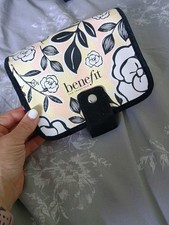 Benefit Cosmetics Make Up Bag San Francisco Flower Print Rare now discontinued 