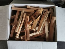BOX  QUALITY DRY KINDLING FIREWOOD LOGS WOODBURNERS, 24HR COURIER & FREE P&P