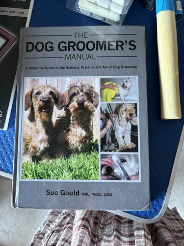 Dog groomer manual hard - groomer's,