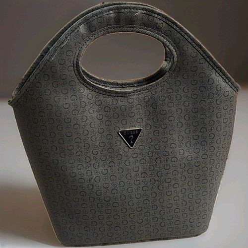 Nwot guess black - guess, monogram