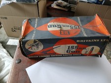 Britains 9745 155mm with box dated 1970s gun good , box battered 