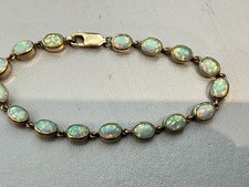 9ct gold natural opal bracelet.