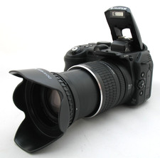 Fuji FinePix S9500 Digital Bridge Camera D-SLR style 28-300mm 10x Zoom Lens +1GB
