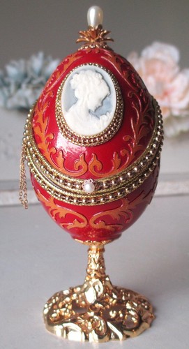 Cameo etched ornate - ornate, egg