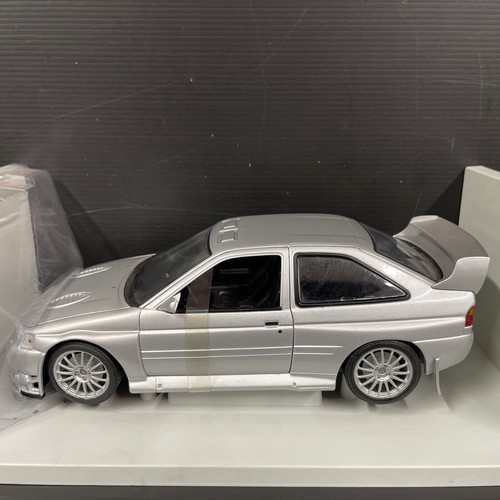 Scale diecast ford - ,
