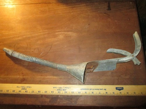 Old metal oil - old, handle