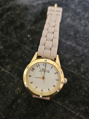 Beautiful gold toned unisex - toned,