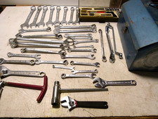 SPANNERS ADJUSTABLE`S PLUG